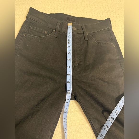 MOTHER Black The Insider Crop Jeans - Picture 8 of 13